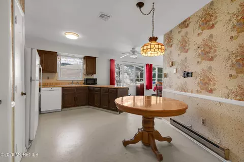 Kitchen - 7 Lance Dr, Brick, NJ 08723 photo 2 of 2