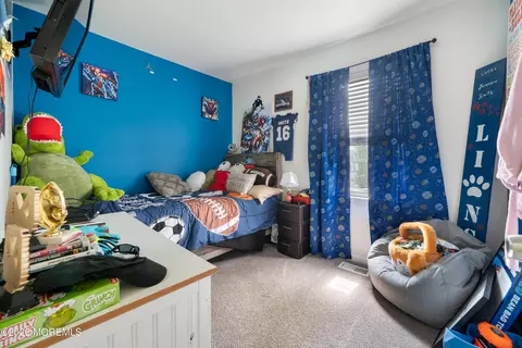 Bedroom - 612 Nantucket Rd, Forked River, NJ 08731 photo 1 of 3