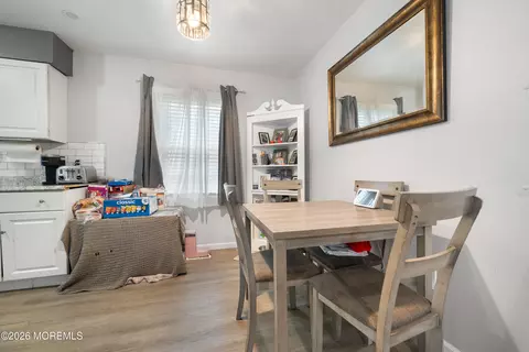 Dining - 612 Nantucket Rd, Forked River, NJ 08731 photo 1 of 1
