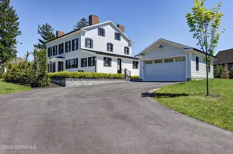 3 Blue Marl Ln, Marlboro, NJ 07746