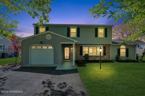 134 Pine Needle St, Howell, NJ 07731