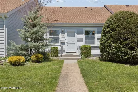 137 Halden Strasse #C, Freehold, NJ 07728
