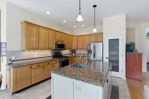 Kitchen - 2601 Lantern Light Way, Manasquan, NJ 08736 photo 3 of 5