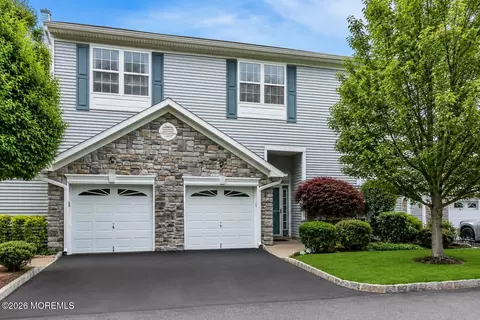 29 Hanna Ln #277, Old Bridge, NJ 08857