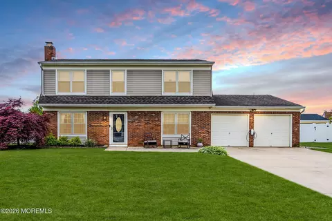 1062 Kilkormic St, Toms River, NJ 08753