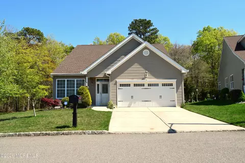 70 Ivy Creek Dr, Little Egg Harbor, NJ 08087