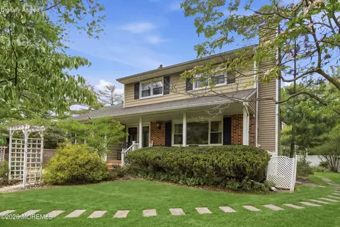 715 Carol Ave, Oakhurst, NJ 07755