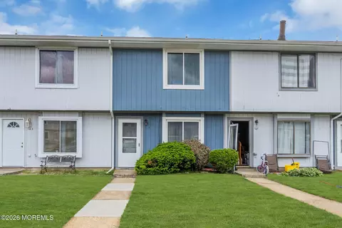 145 Creek Rd #495, Brick, NJ 08724
