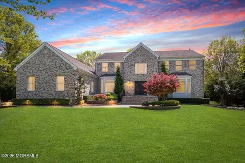 6 Chardonnay Dr, Holmdel, NJ 07733