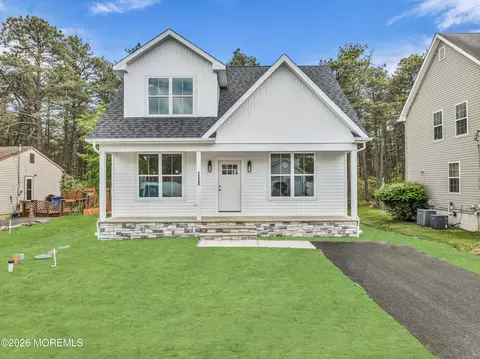 1232 First Ave, Toms River, NJ 08757