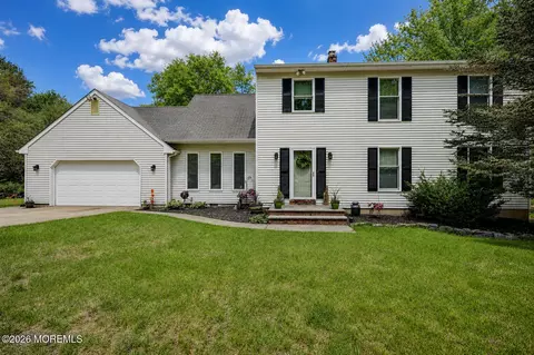 897 Hulses Corner Rd, Howell, NJ 07731
