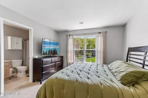Bedroom - 4 Alyssa Rose Ln, Jackson, NJ 08527 photo 2 of 8