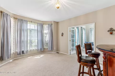 Dining - 4 Alyssa Rose Ln, Jackson, NJ 08527 photo 6 of 6