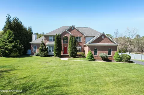 Exterior - 4 Alyssa Rose Ln, Jackson, NJ 08527 photo 7 of 8