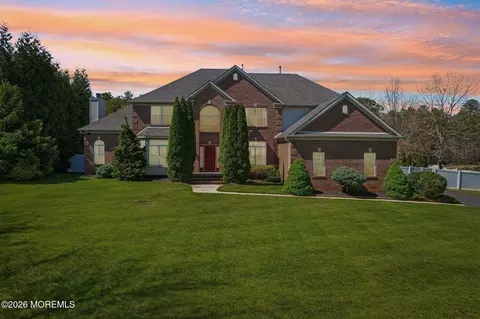 Exterior - 4 Alyssa Rose Ln, Jackson, NJ 08527 photo 2 of 8