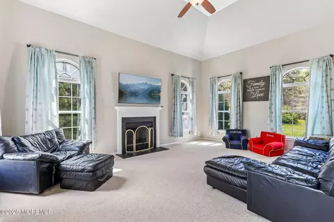Living - 4 Alyssa Rose Ln, Jackson, NJ 08527 photo 1 of 3