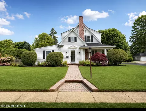 342 Conover Pl, Red Bank, NJ 07701