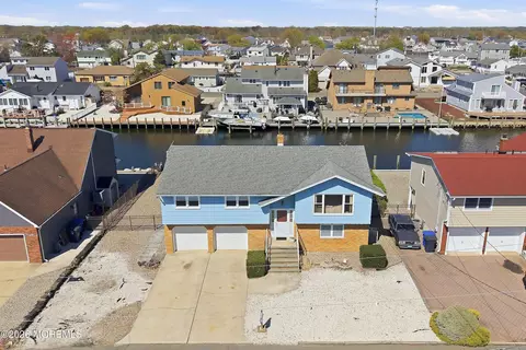 616 Baron St, Toms River, NJ 08753