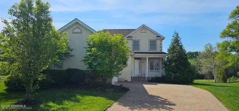 12 Patton Ct, Manalapan, NJ 07726