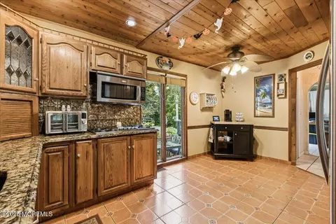 Kitchen - 8 Hawaii Rd, Jackson, NJ 08527 photo 1 of 4