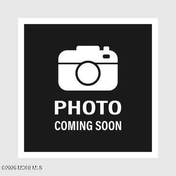 123 Torrey Pines Dr, Toms River, NJ 08757