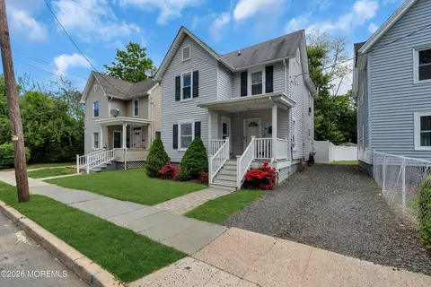 4 Conover St, Freehold, NJ 07728