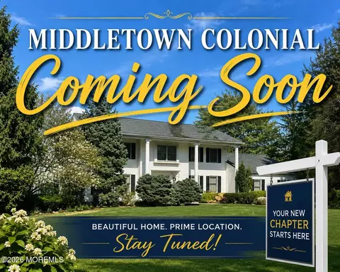 2 Constitution Dr, Leonardo, NJ 07737