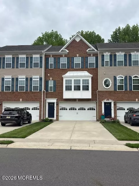 28 Grace Dr, Marlton, NJ 08053