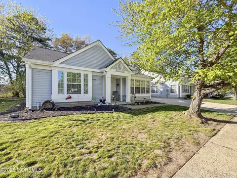 1205 Thornbury Ln # A, Manchester, NJ 08759