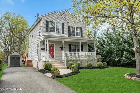18 Carmen Pl, Red Bank, NJ 07701