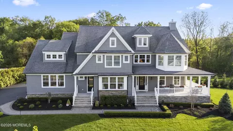 12 Captiva Ln, Marlboro, NJ 07746