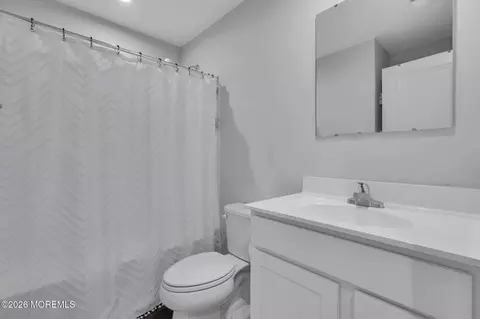 Bath - 504 Cyprus Ct, Forked River, NJ 08731 photo 2 of 2