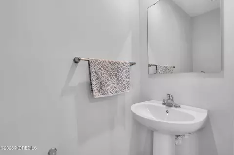 Bath - 504 Cyprus Ct, Forked River, NJ 08731 photo 1 of 2