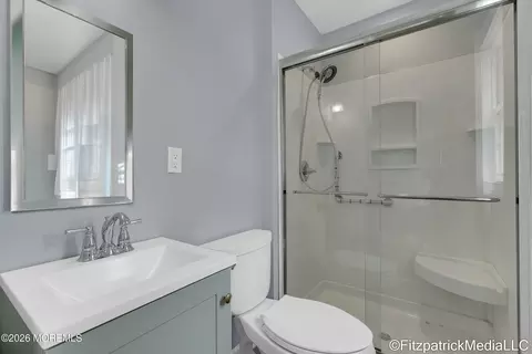 Bath - 35 Markham Rd, Brick, NJ 08724 photo 3 of 3