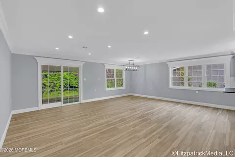Living - 35 Markham Rd, Brick, NJ 08724 photo 2 of 5