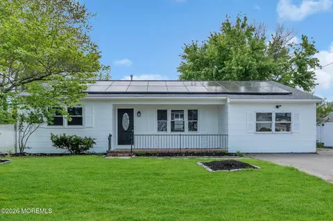 1009 Orlando Dr, Forked River, NJ 08731