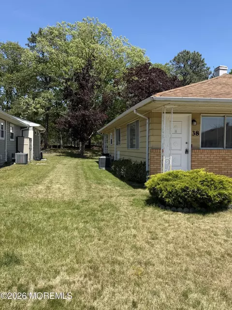 Exterior - 38 Grenada St, Berkeley, NJ 08721 photo 3 of 4