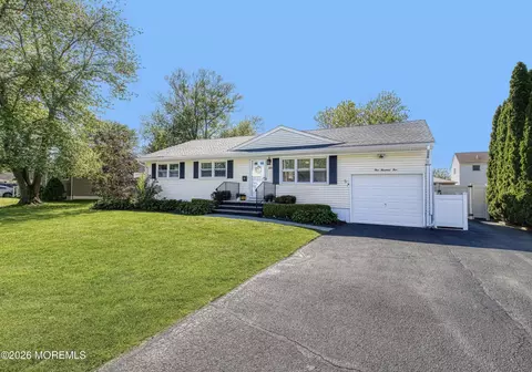 105 Cranbury Rd, Brick, NJ 08724