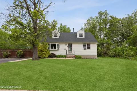 533 Sydney Ave, Union Beach, NJ 07735