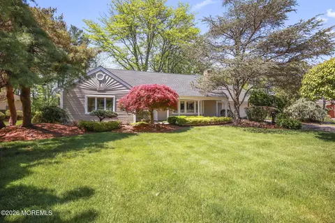 23 Fairview Rd, Marlboro, NJ 07746