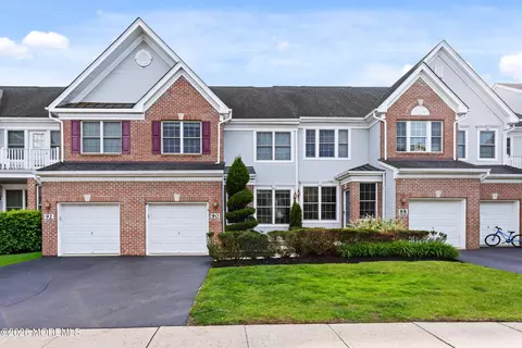90 Deepwater Cir, Manalapan, NJ 07726