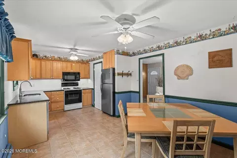 Kitchen - 305 6th St, Waretown, NJ 08758 photo 5 of 5