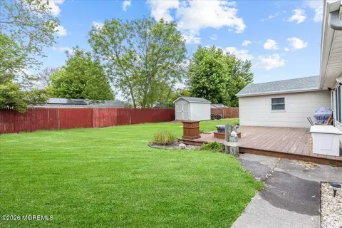 Exterior - 305 6th St, Waretown, NJ 08758 photo 5 of 5