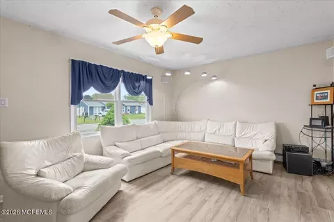 Other - 305 6th St, Waretown, NJ 08758 photo 4 of 7