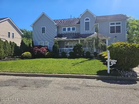 14 Dolan Ave, Aberdeen, NJ 07747