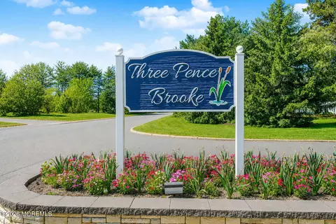 4 Shilling Way, Jackson, NJ 08527