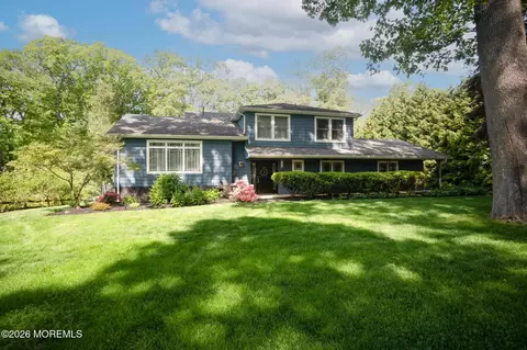 87 Twin Brooks Ave, Middletown, NJ 07748