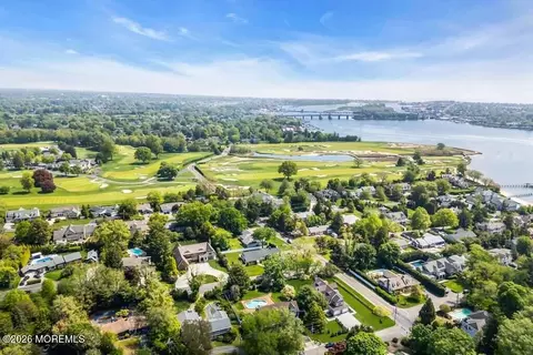 View/Area - 907 Riverview Dr, Brielle, NJ 08730 photo 6 of 7