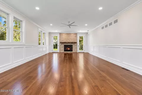 Living - 907 Riverview Dr, Brielle, NJ 08730 photo 2 of 2