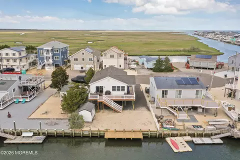 468 Anchor Rd, Tuckerton, NJ 08087